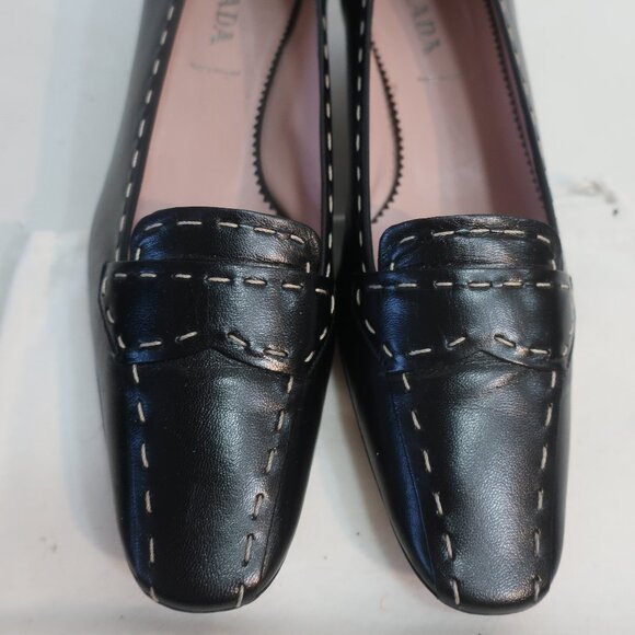 Authentic Womens Prada Black Pink Leather Buffalo City Loafer Pumps 37 US/7 - Picture 2 of 16